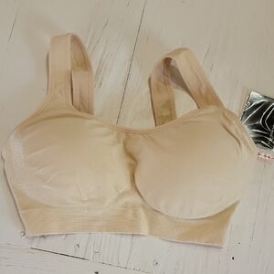 Underoutfit Med Bra